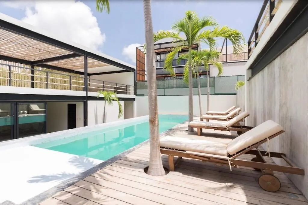 トゥルムLuxury Penthouse 300M2 With Private Terrace & Poolアパートメント アパート トゥルム